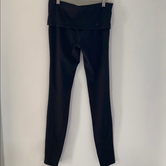 ❌SOLD Black Fold-over Yoga Pants - Picture 2 of 8